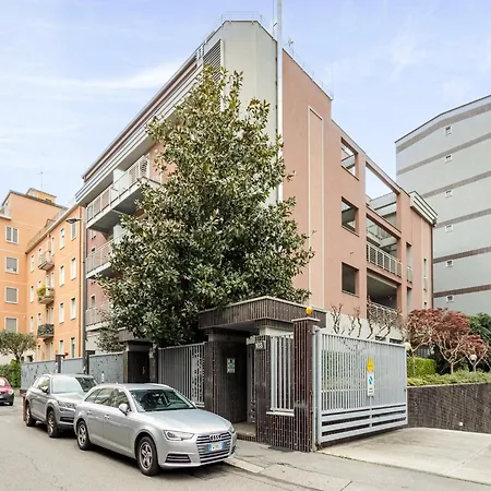 Studio With Gym Near Milan Metro Милан