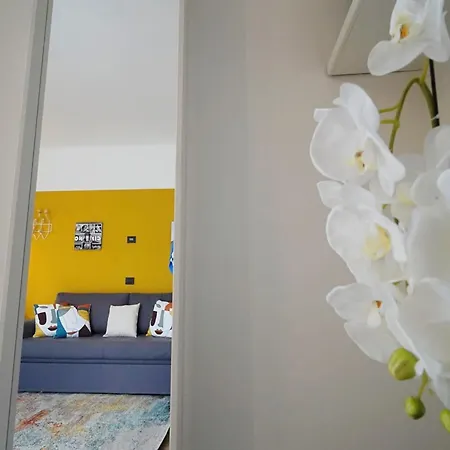 Апартаменты Studio With Gym Near Milan Metro