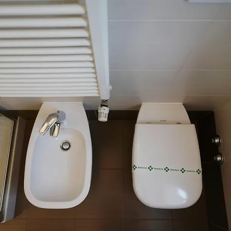 Апартаменты Studio With Gym Near Milan Metro Милан