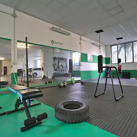 Studio With Gym Near Milan Metro Милан