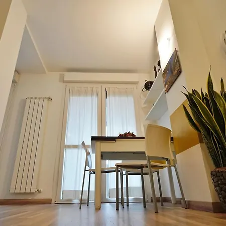 Studio With Gym Near Milan Metro * Милан