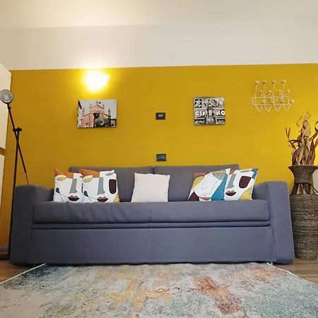 Апартаменты Studio With Gym Near Milan Metro